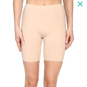 SPANX Thinstincts Mid-thigh Short